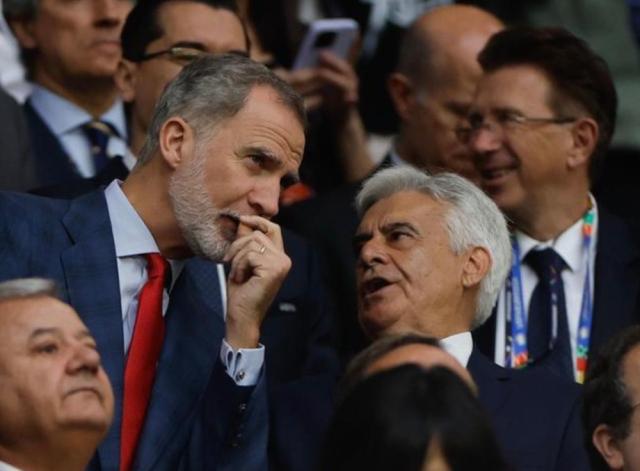 华体会官方入口-秋后算账？西足协主席因滥用职权被禁足2年