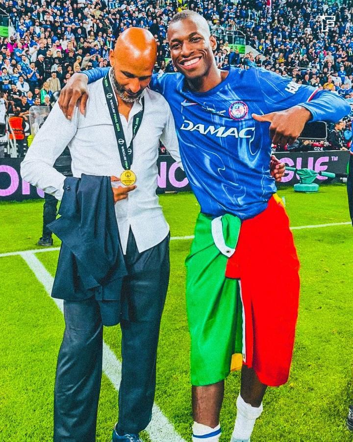 华体会app下载-杰克逊经纪人：两赛季30球&amp;amp;蓝军生涯将翻篇 球员预计48小时内转会