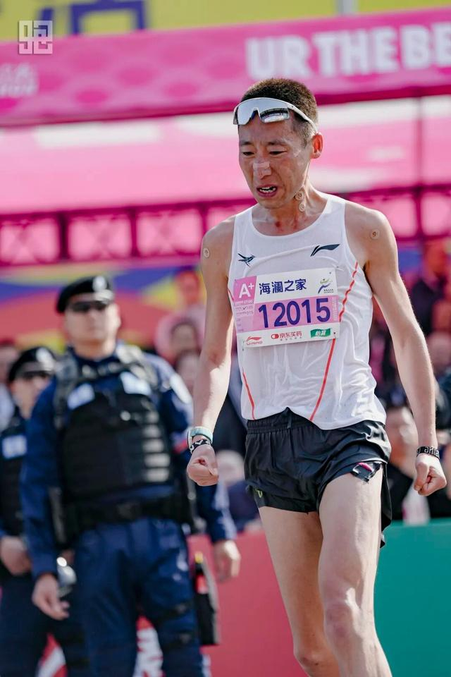 华体会数据中心-房博的213怎样炼成？|跑步|全马|青岛马拉松|训练|高原_新浪体育_新浪新闻